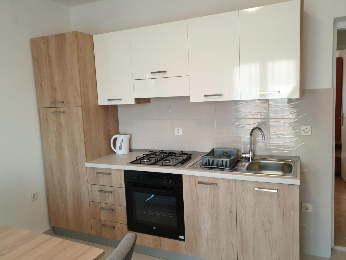 Apartments And Rooms With Parking Space Metajna, Pag - 4120 Exterior foto